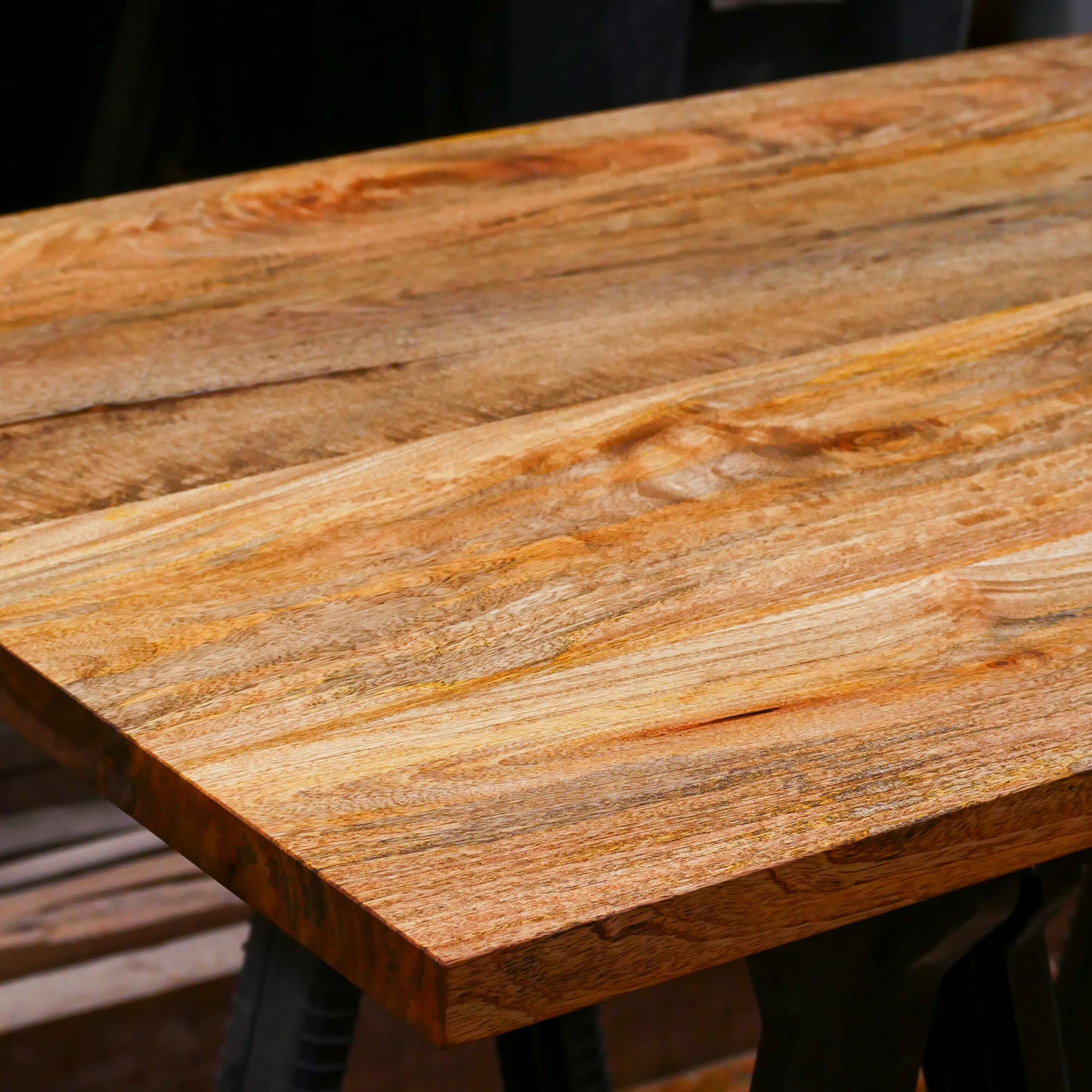 Mango Table Top