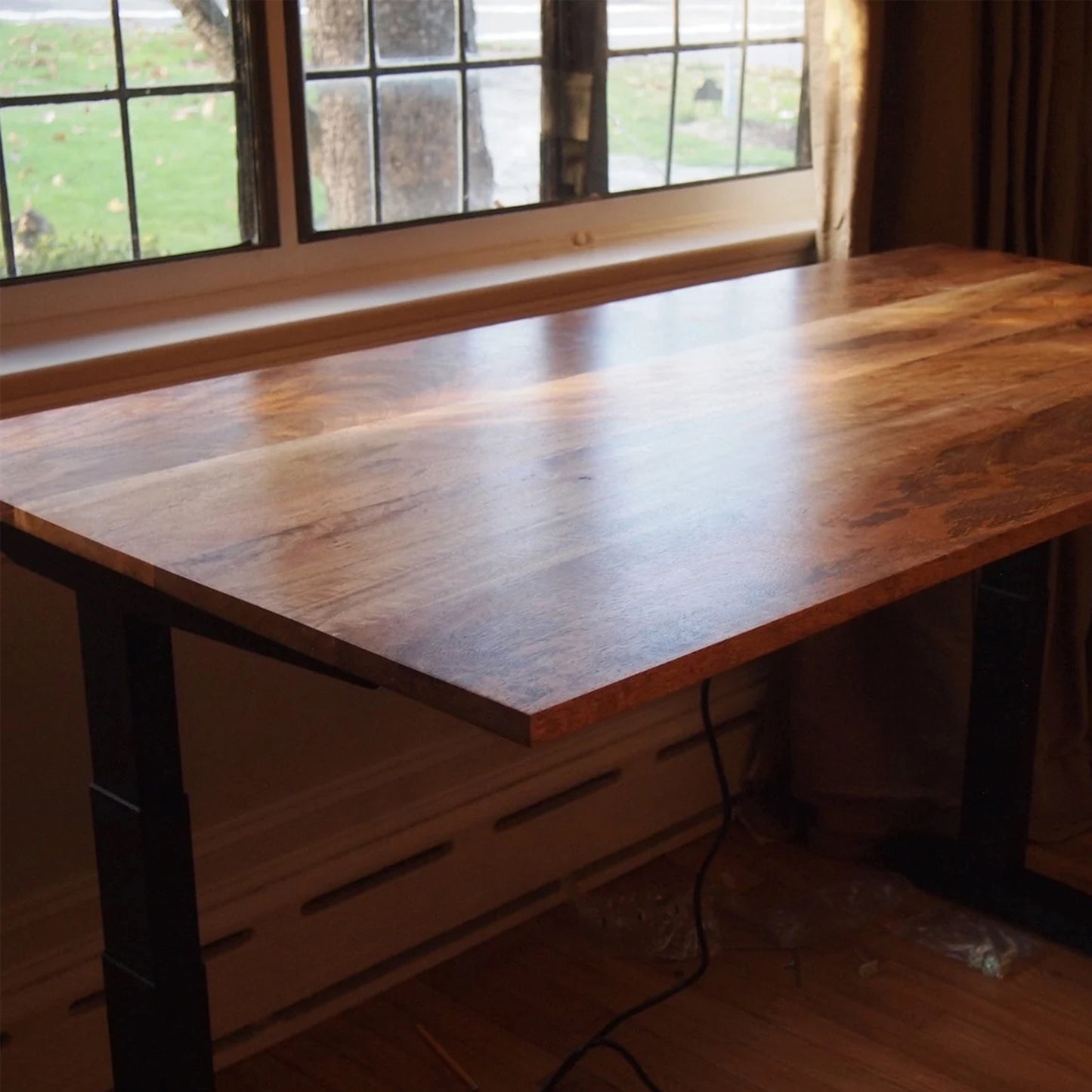 Mango Table Top