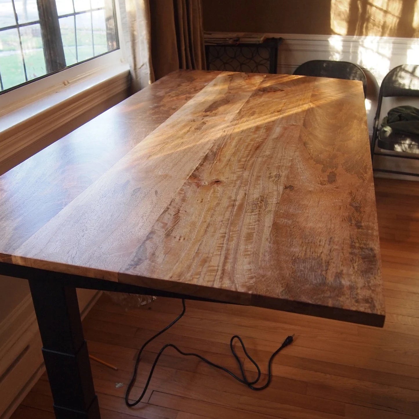 Mango Table Top