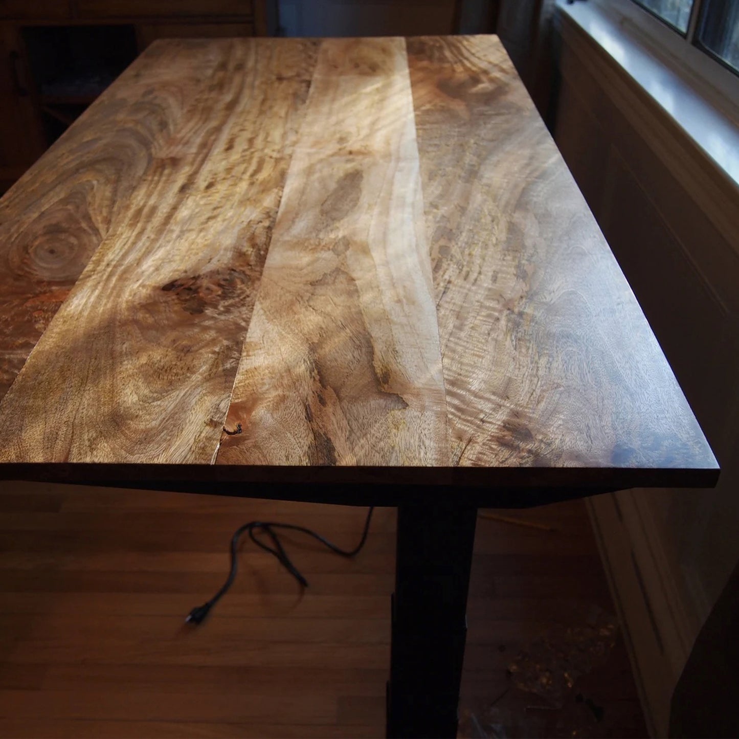 Mango Table Top